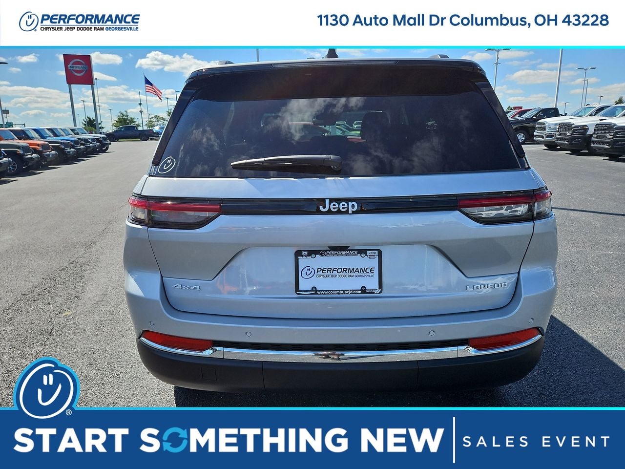 2025 Jeep Grand Cherokee GRAND CHEROKEE LAREDO 4X4