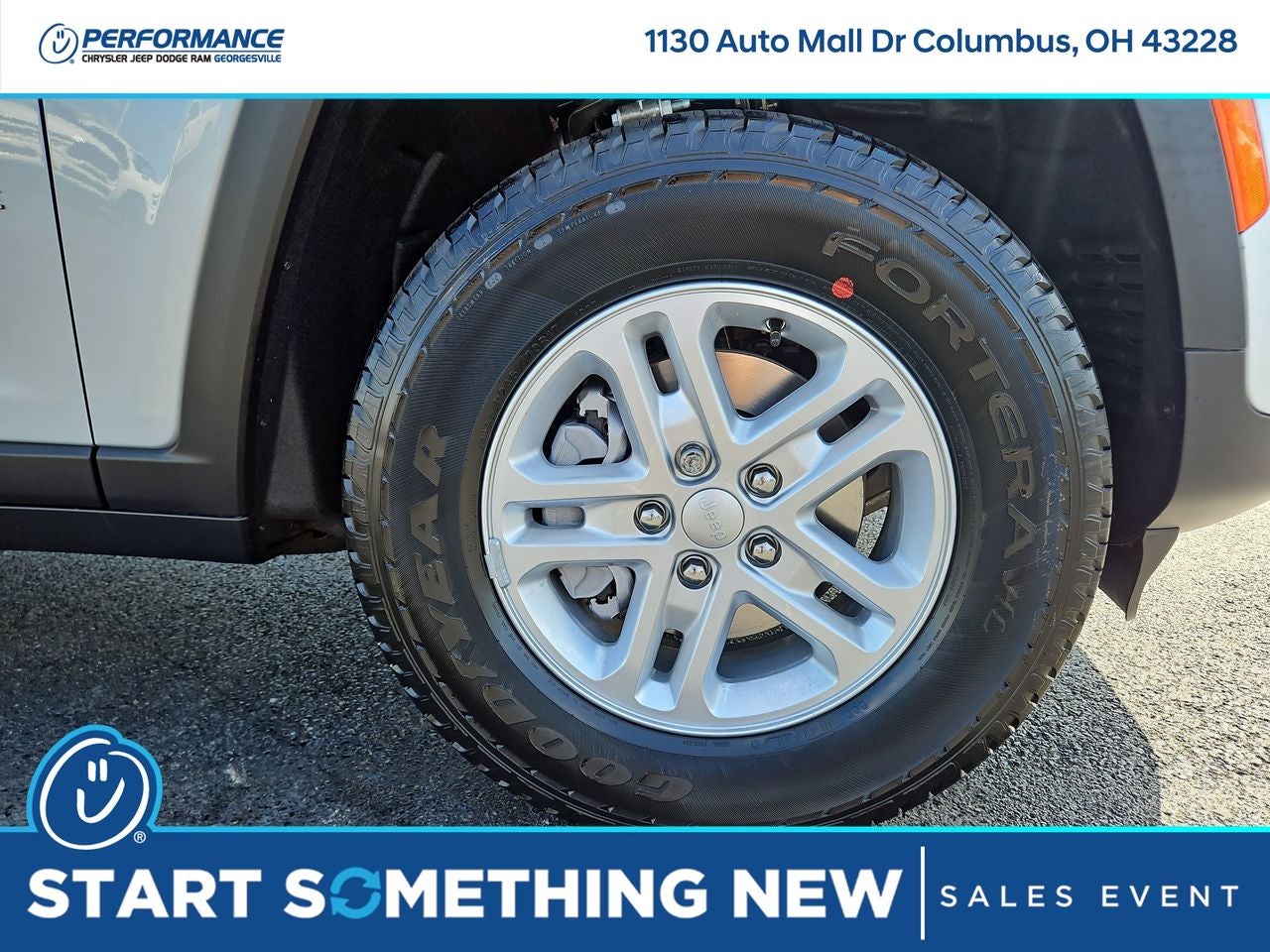 2025 Jeep Grand Cherokee GRAND CHEROKEE LAREDO 4X4