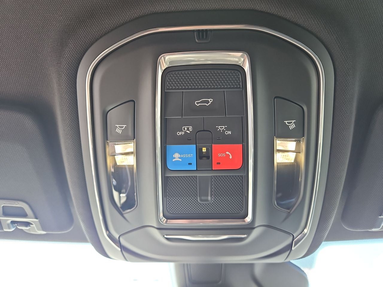 2025 Jeep Grand Cherokee GRAND CHEROKEE LAREDO 4X4