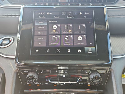 2025 Jeep Grand Cherokee GRAND CHEROKEE LAREDO 4X4