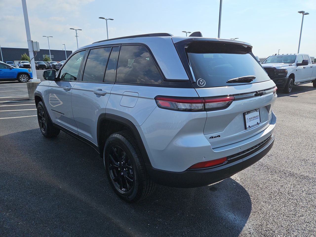 2025 Jeep Grand Cherokee GRAND CHEROKEE ALTITUDE X 4X4