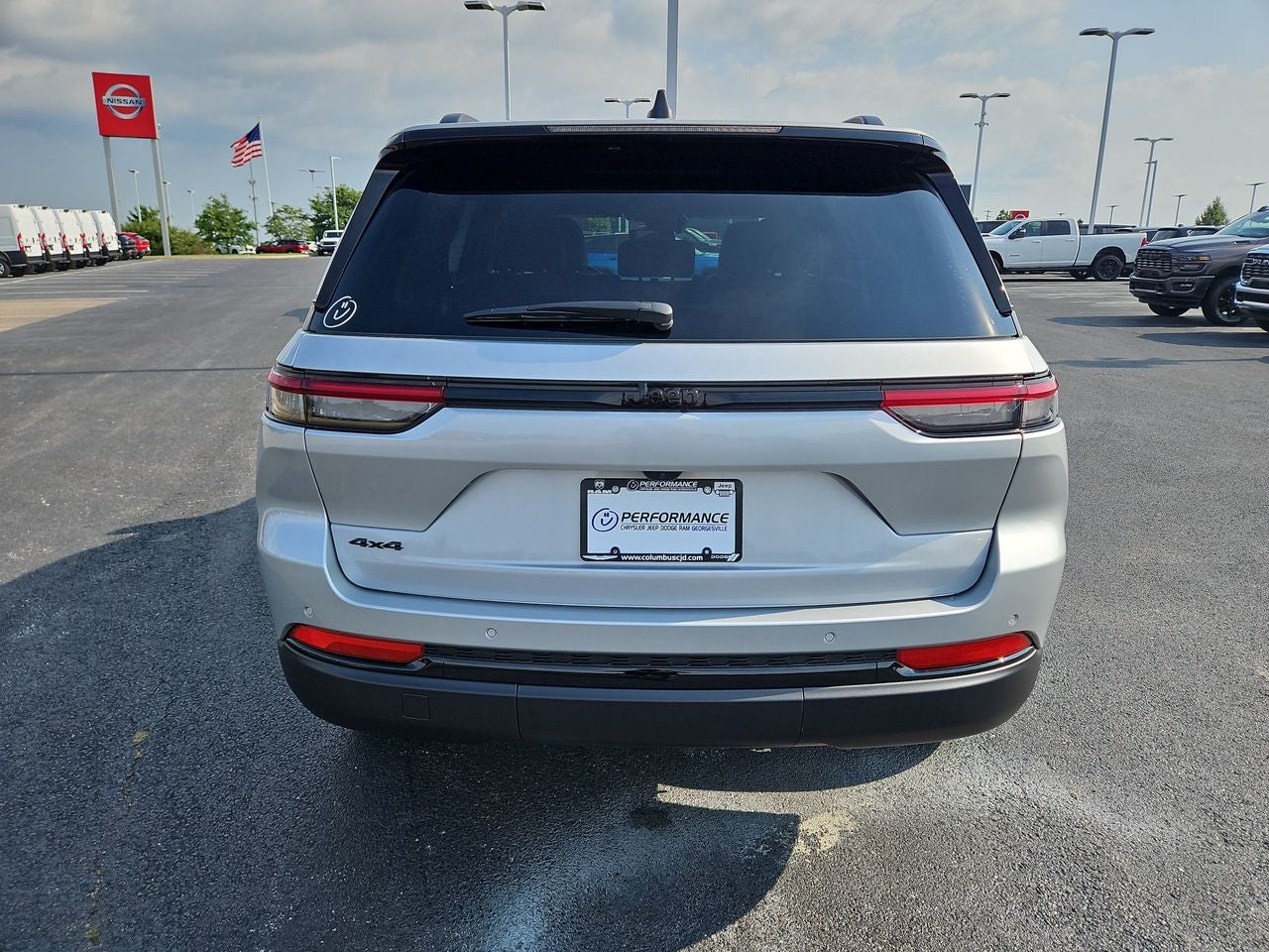 2025 Jeep Grand Cherokee GRAND CHEROKEE ALTITUDE X 4X4