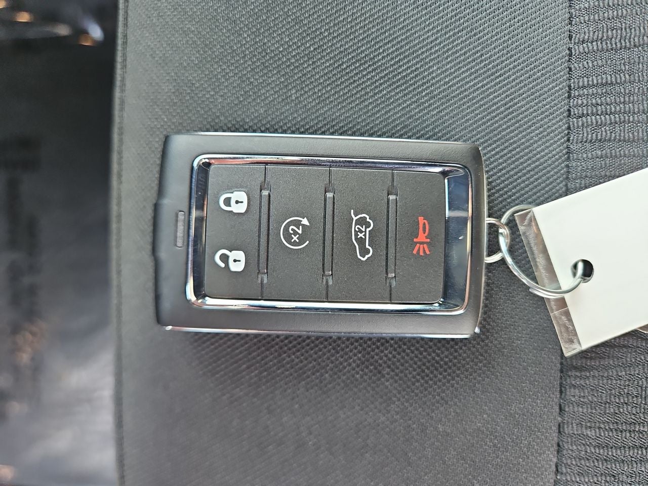 2025 Jeep Grand Cherokee GRAND CHEROKEE LAREDO 4X4