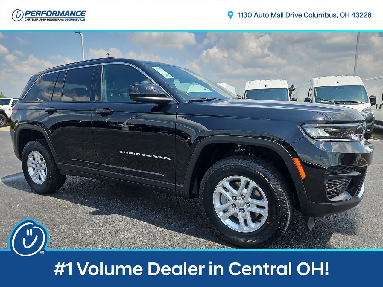 2025 Jeep Grand Cherokee GRAND CHEROKEE LAREDO 4X4