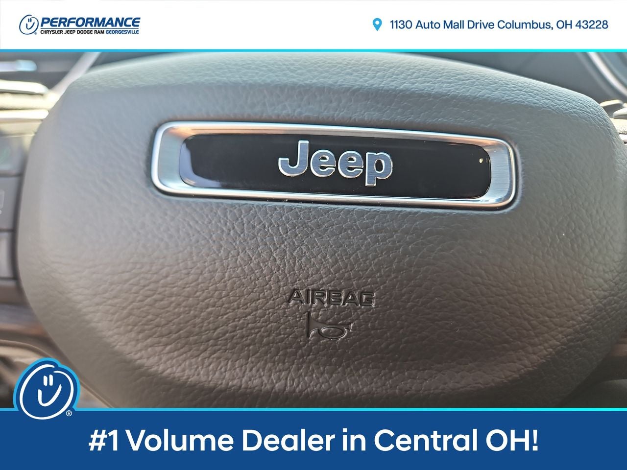 2025 Jeep Grand Cherokee GRAND CHEROKEE LAREDO 4X4