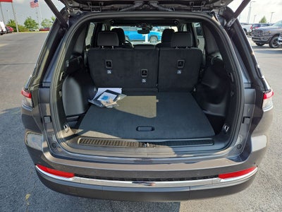 2025 Jeep Grand Cherokee GRAND CHEROKEE LAREDO 4X4