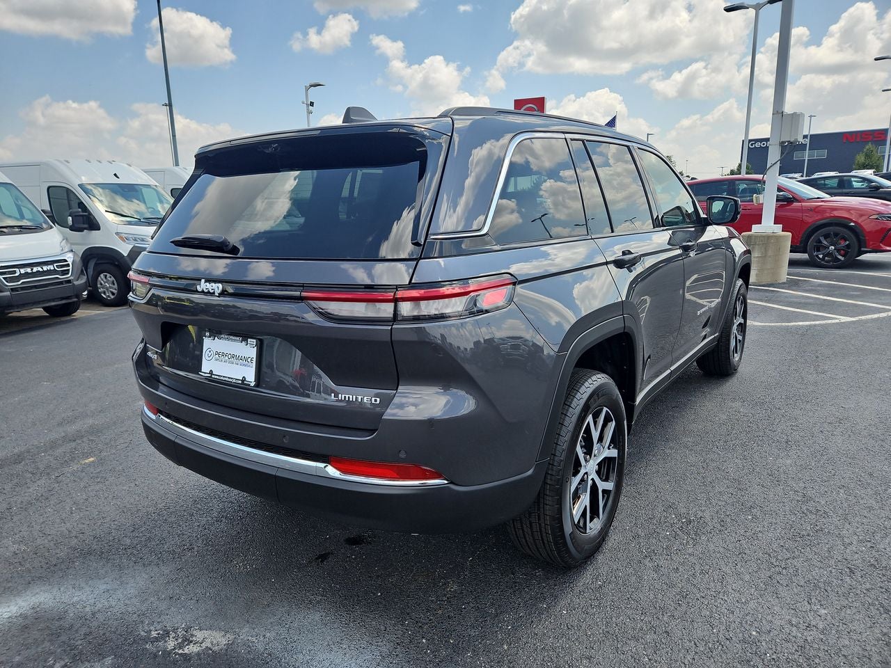 2025 Jeep Grand Cherokee GRAND CHEROKEE LIMITED 4X4