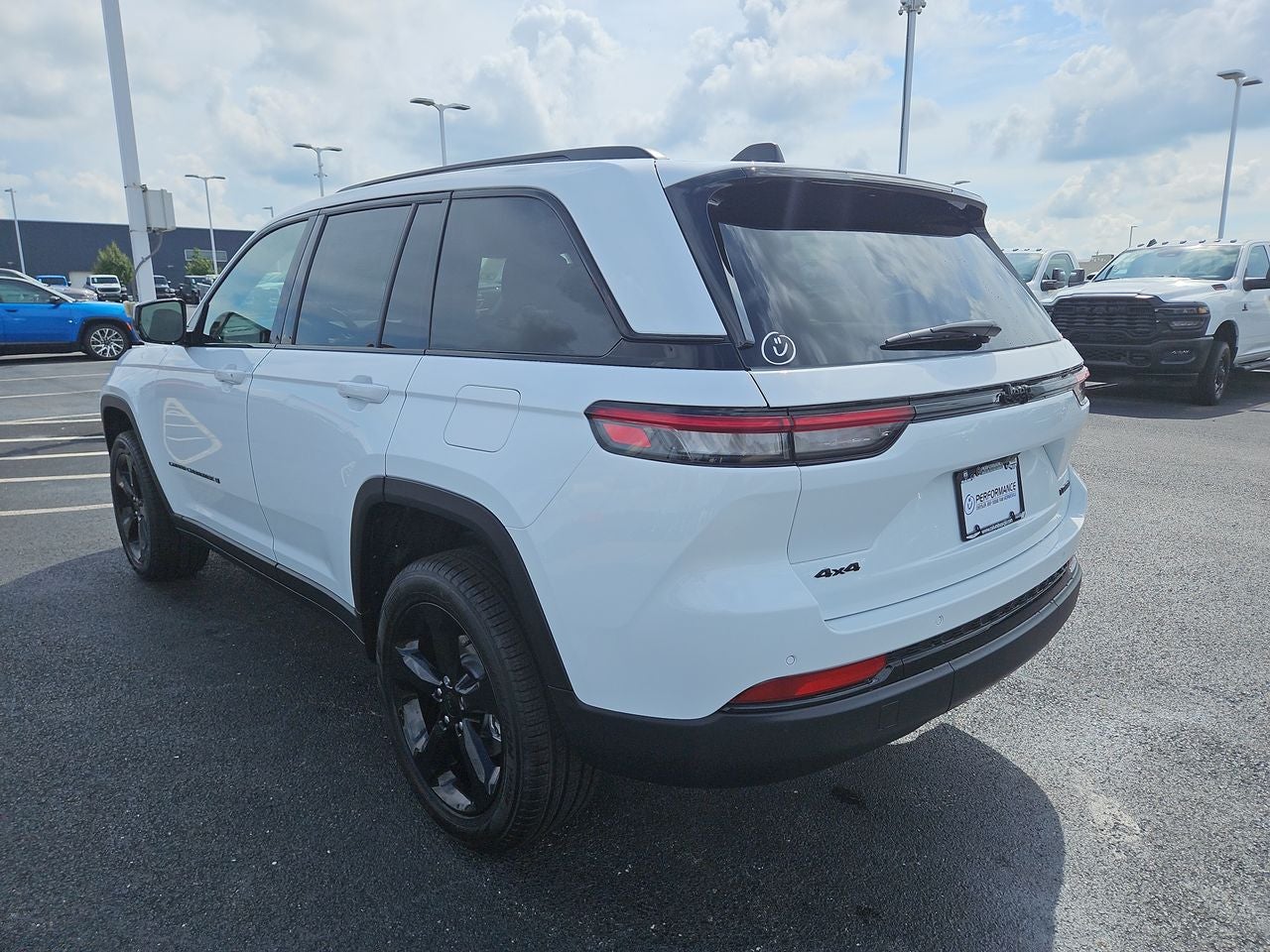 2025 Jeep Grand Cherokee GRAND CHEROKEE LIMITED 4X4