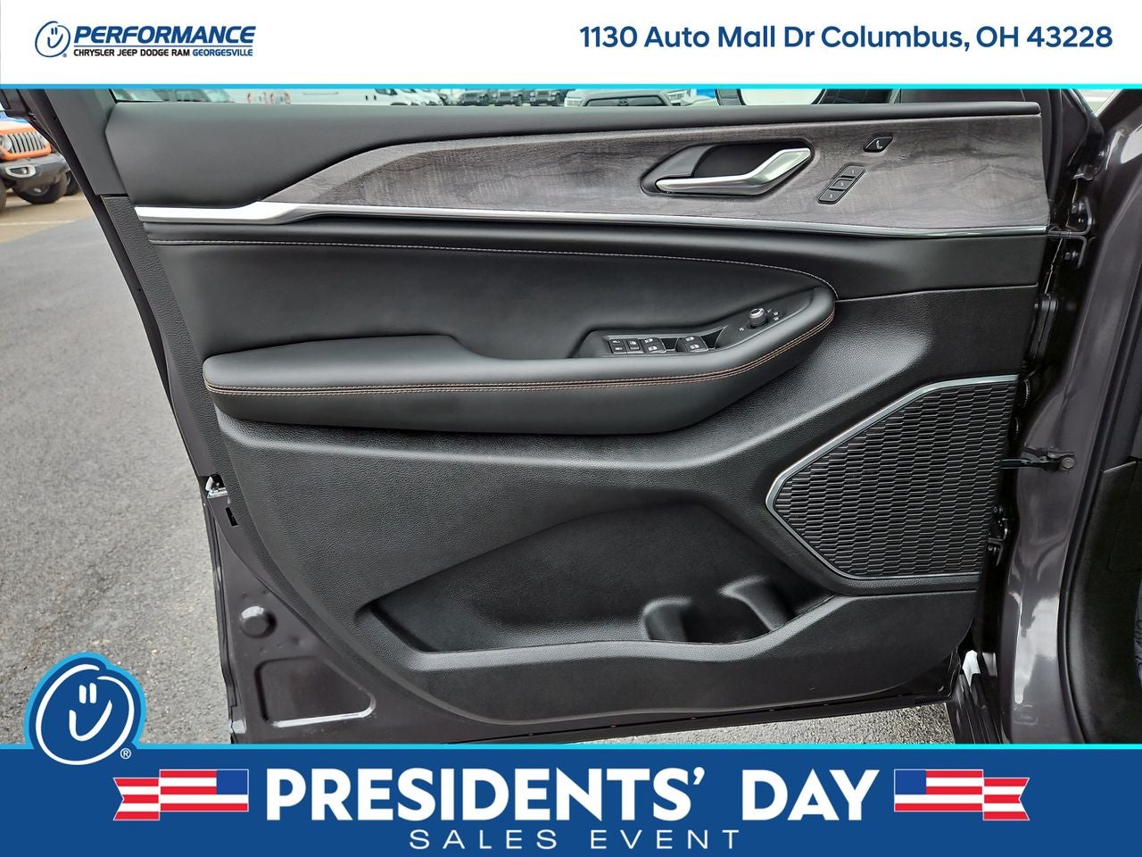 2025 Jeep Grand Cherokee GRAND CHEROKEE OVERLAND 4X4