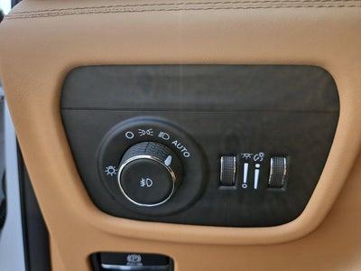 2025 Jeep Grand Cherokee GRAND CHEROKEE SUMMIT RESERVE 4X4