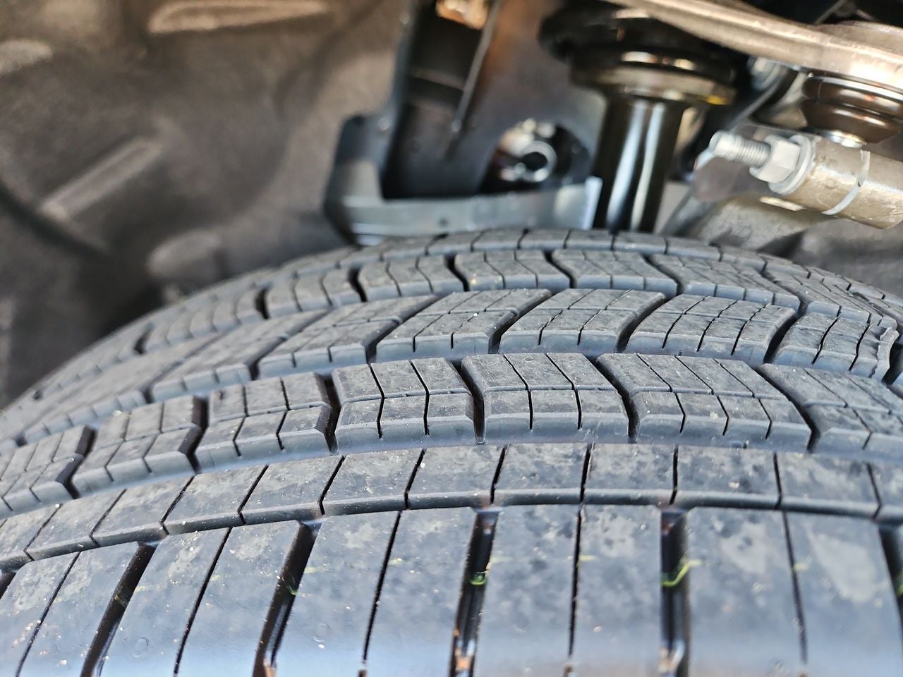 2025 Jeep Grand Cherokee GRAND CHEROKEE L LAREDO 4X4