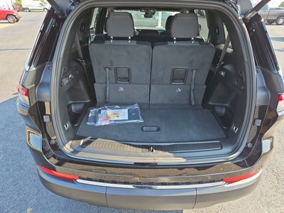 2025 Jeep Grand Cherokee GRAND CHEROKEE L LAREDO 4X4