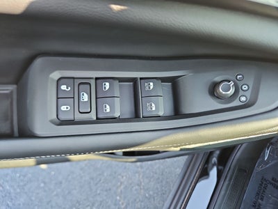 2025 Jeep Grand Cherokee GRAND CHEROKEE L LAREDO 4X4