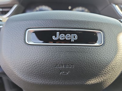 2025 Jeep Grand Cherokee GRAND CHEROKEE L LAREDO 4X4