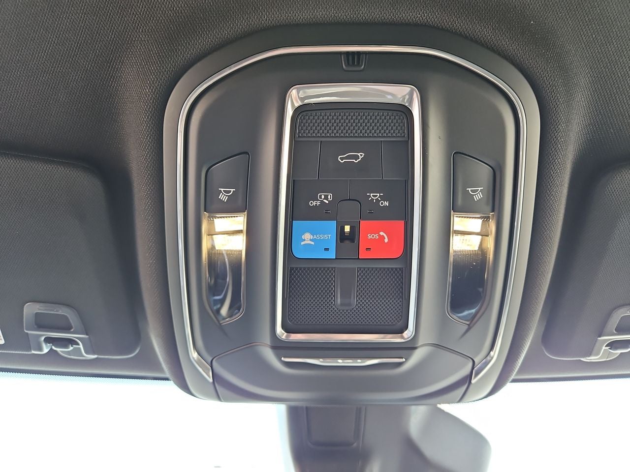 2025 Jeep Grand Cherokee GRAND CHEROKEE L LAREDO 4X4