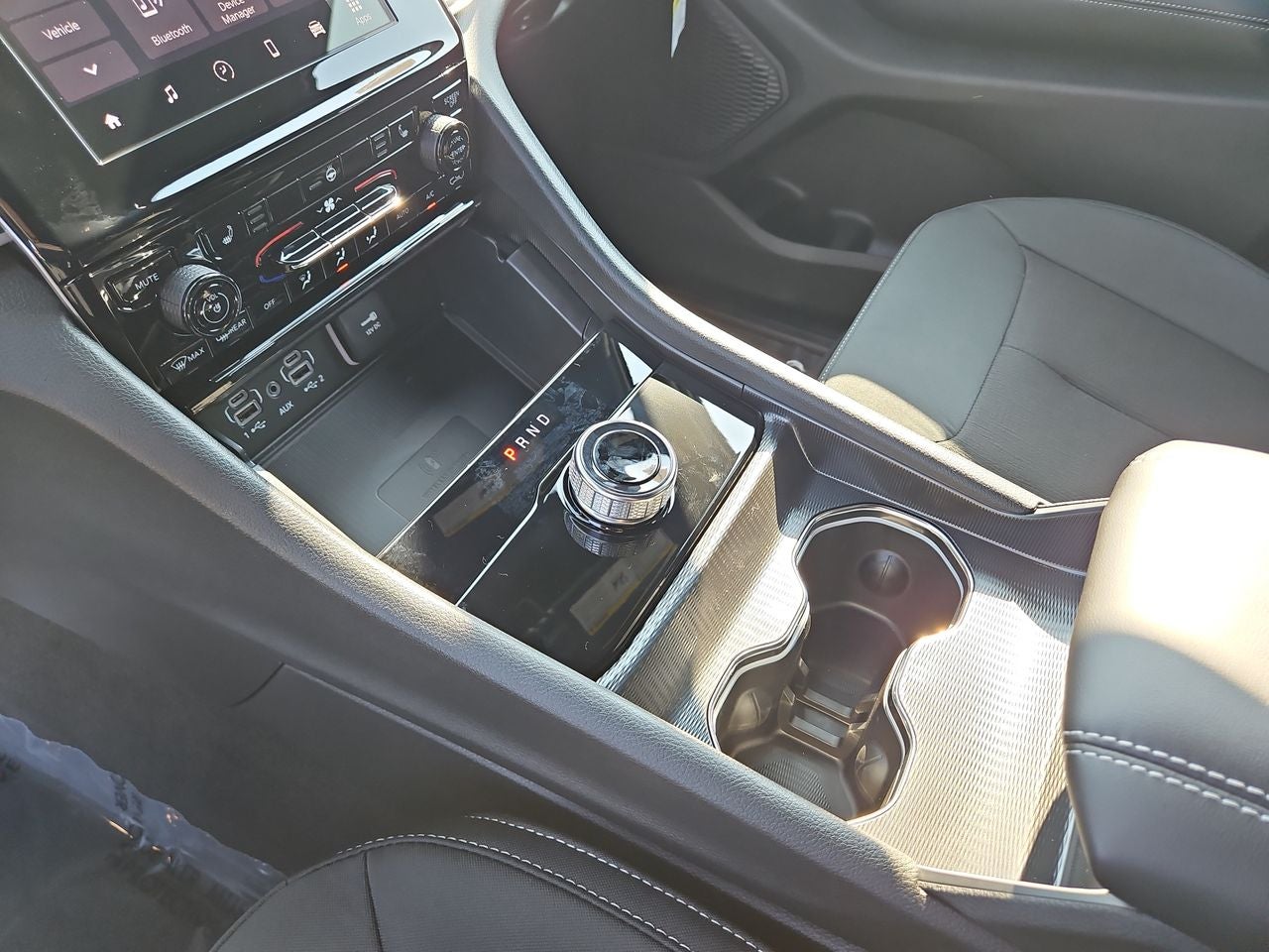 2025 Jeep Grand Cherokee GRAND CHEROKEE L LAREDO 4X4