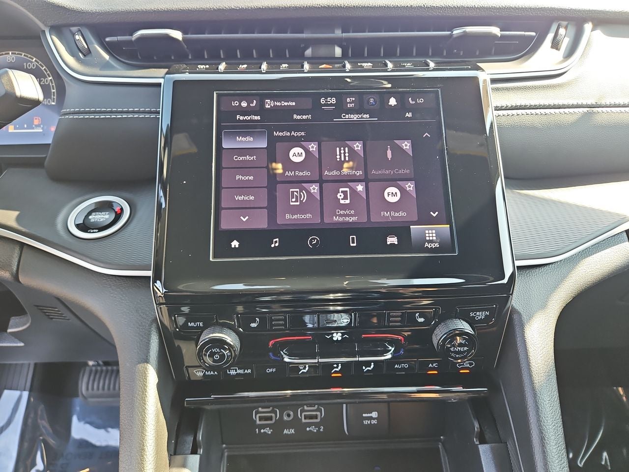 2025 Jeep Grand Cherokee GRAND CHEROKEE L LAREDO 4X4