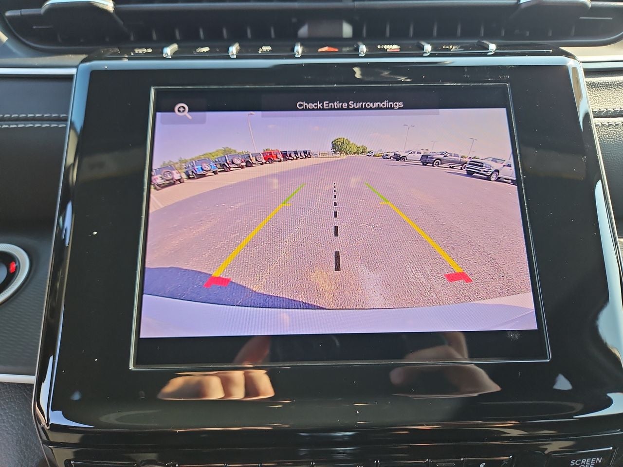 2025 Jeep Grand Cherokee GRAND CHEROKEE L LAREDO 4X4