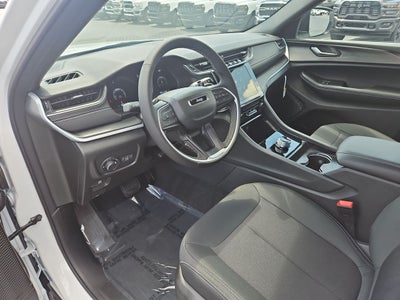 2025 Jeep Grand Cherokee GRAND CHEROKEE L LAREDO 4X4