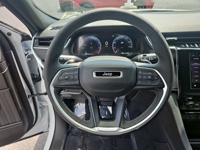 2025 Jeep Grand Cherokee GRAND CHEROKEE L LAREDO 4X4