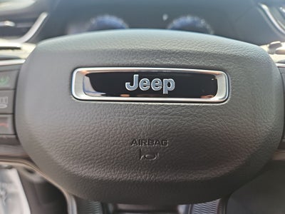 2025 Jeep Grand Cherokee GRAND CHEROKEE L LAREDO 4X4