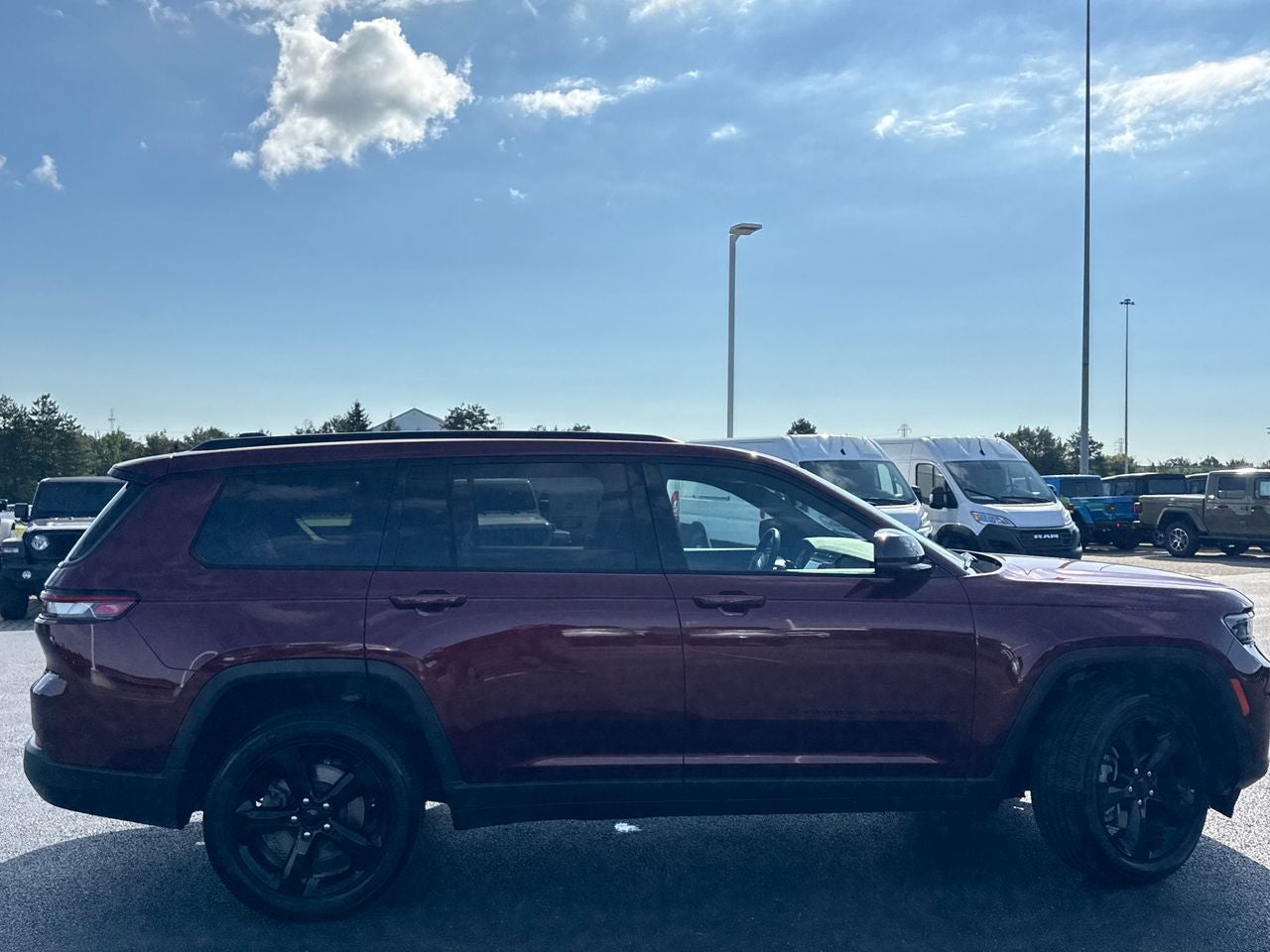 2024 Jeep Grand Cherokee L Altitude 4x4