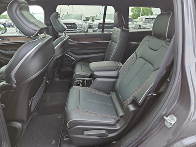 2025 Jeep Grand Cherokee GRAND CHEROKEE L SUMMIT 4X4