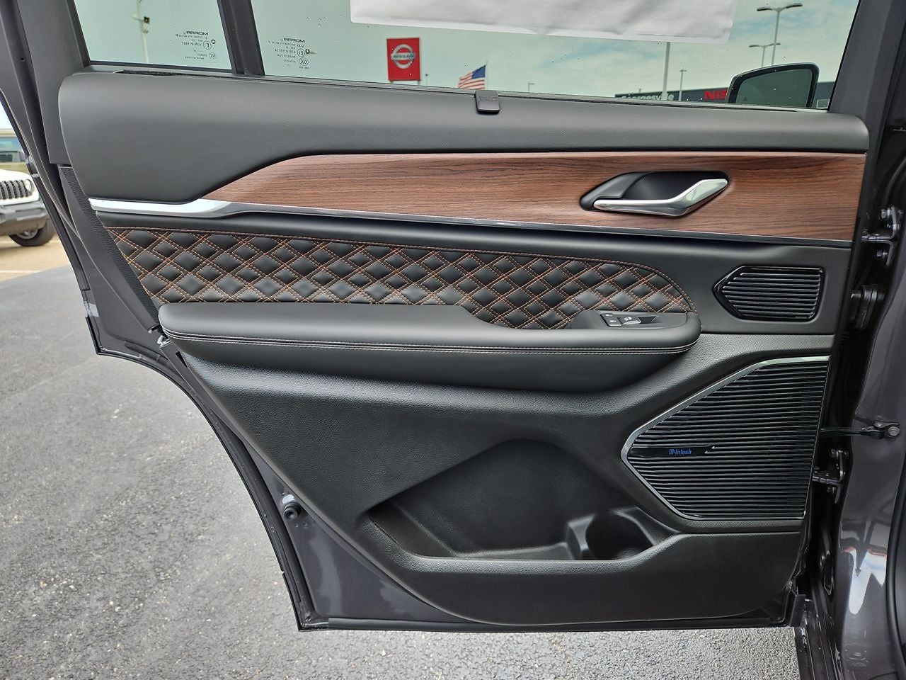 2025 Jeep Grand Cherokee GRAND CHEROKEE L SUMMIT 4X4