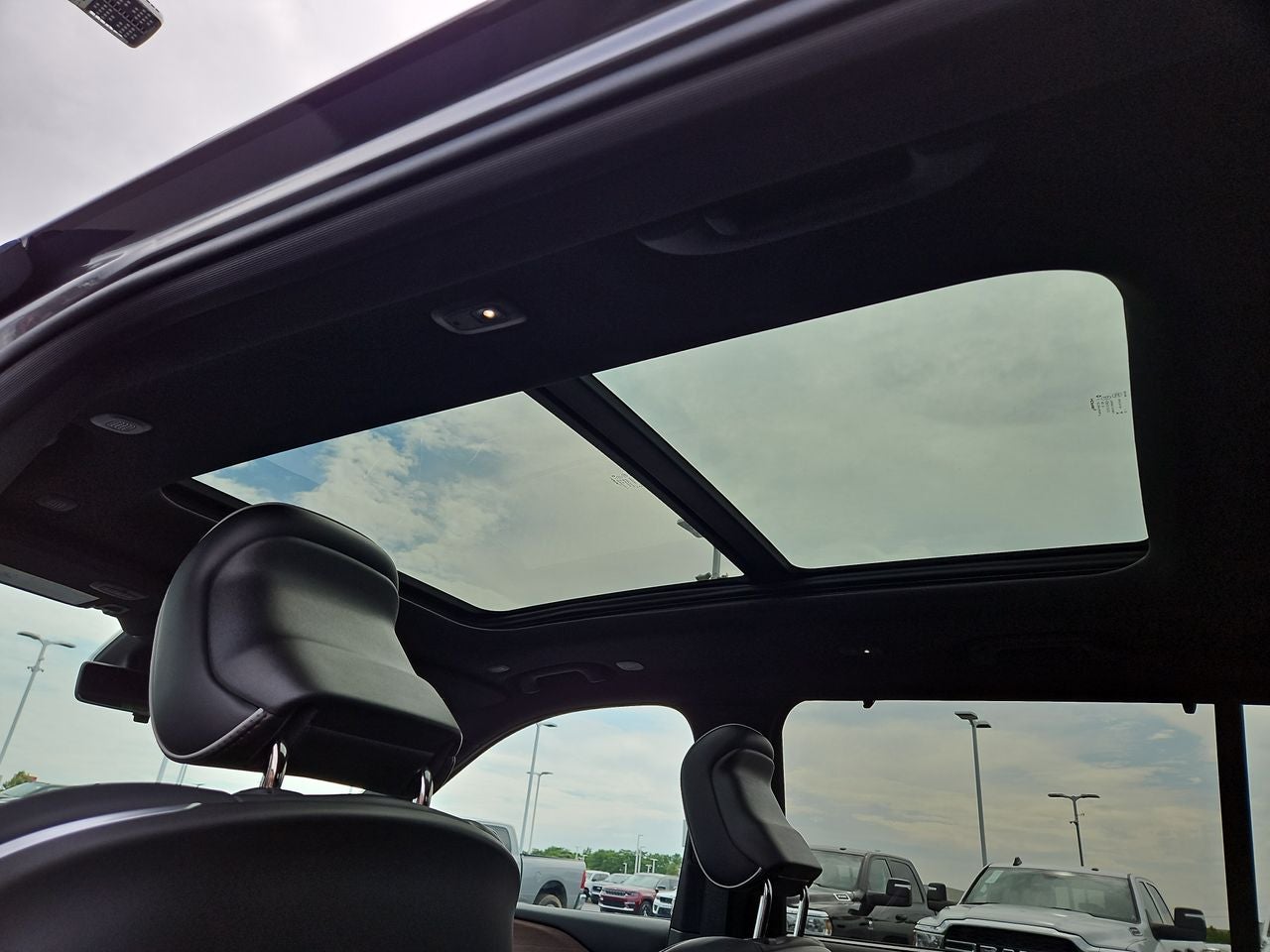 2025 Jeep Grand Cherokee GRAND CHEROKEE L SUMMIT 4X4