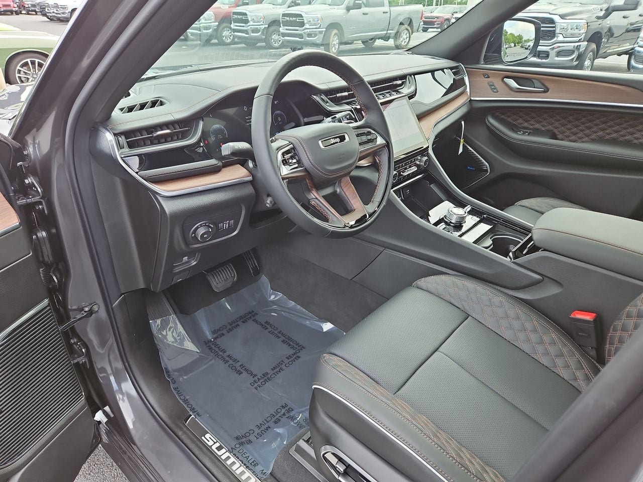 2025 Jeep Grand Cherokee GRAND CHEROKEE L SUMMIT 4X4
