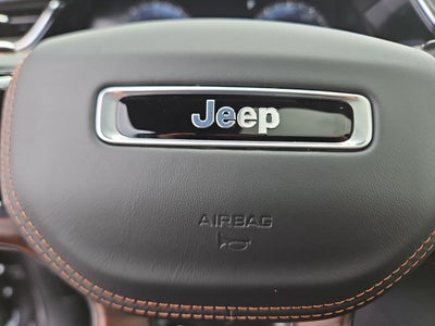 2025 Jeep Grand Cherokee GRAND CHEROKEE L SUMMIT 4X4