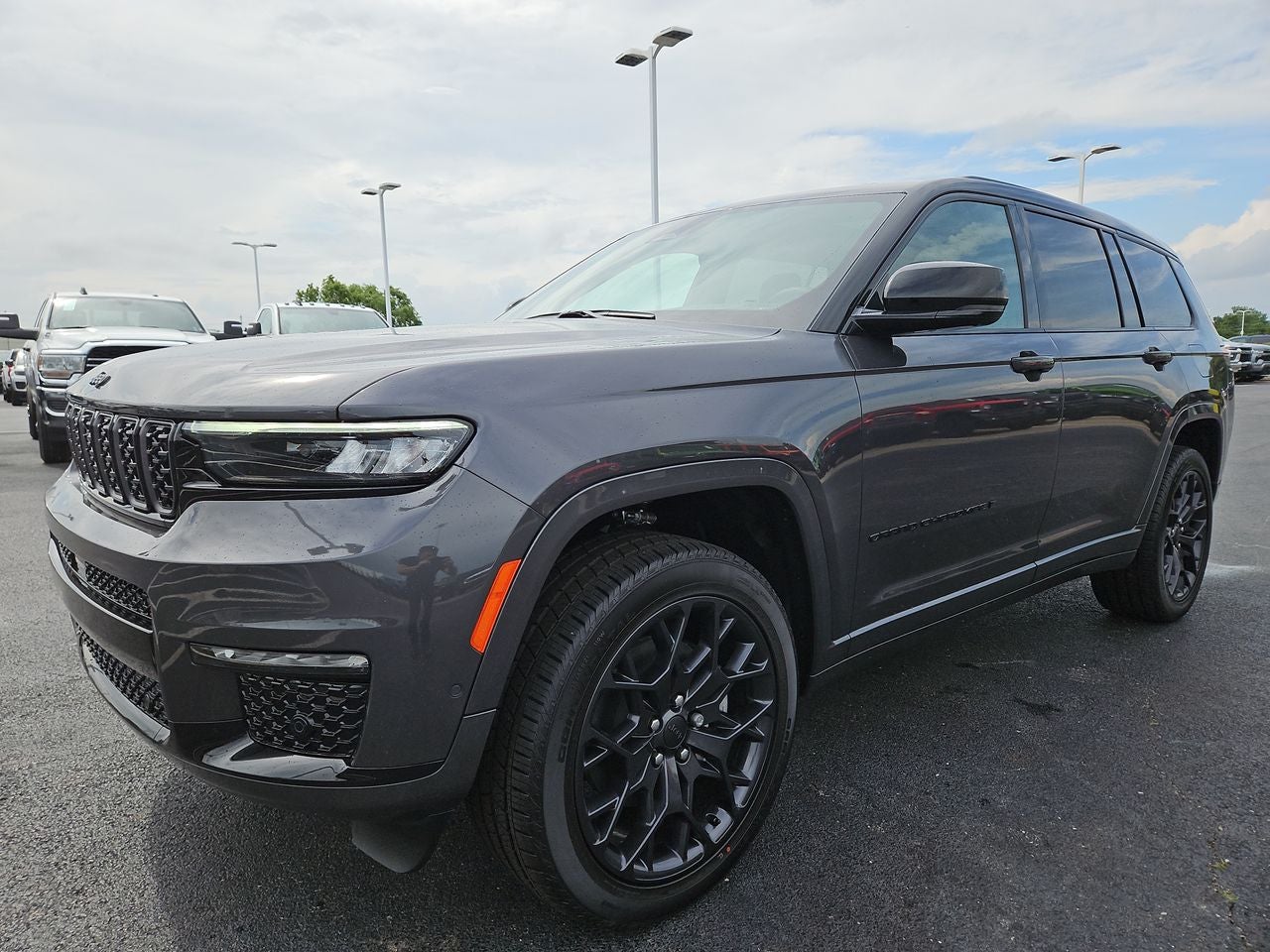 2025 Jeep Grand Cherokee GRAND CHEROKEE L SUMMIT 4X4