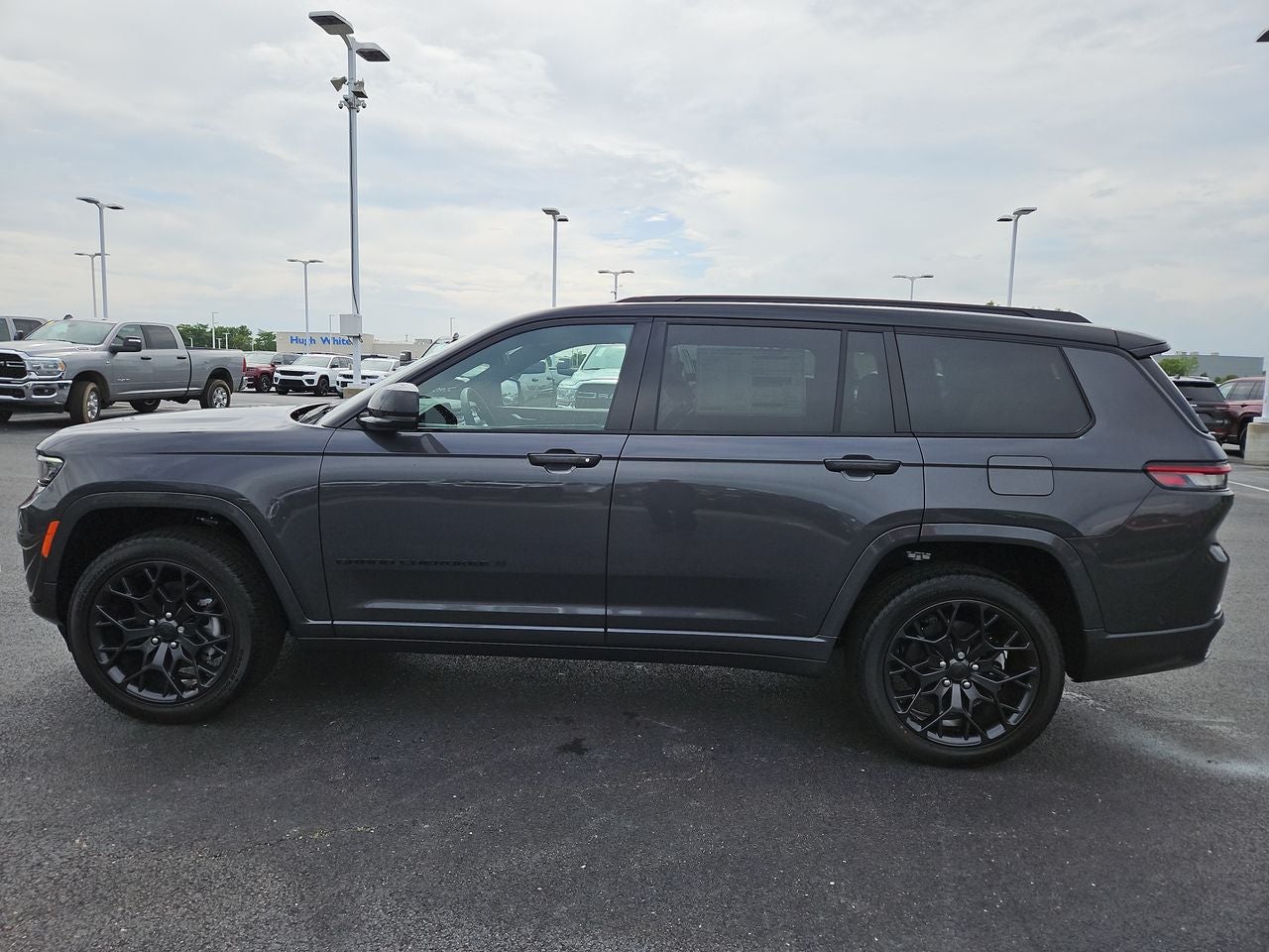 2025 Jeep Grand Cherokee GRAND CHEROKEE L SUMMIT 4X4