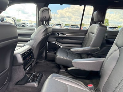 2023 Jeep Wagoneer Series III 4x4