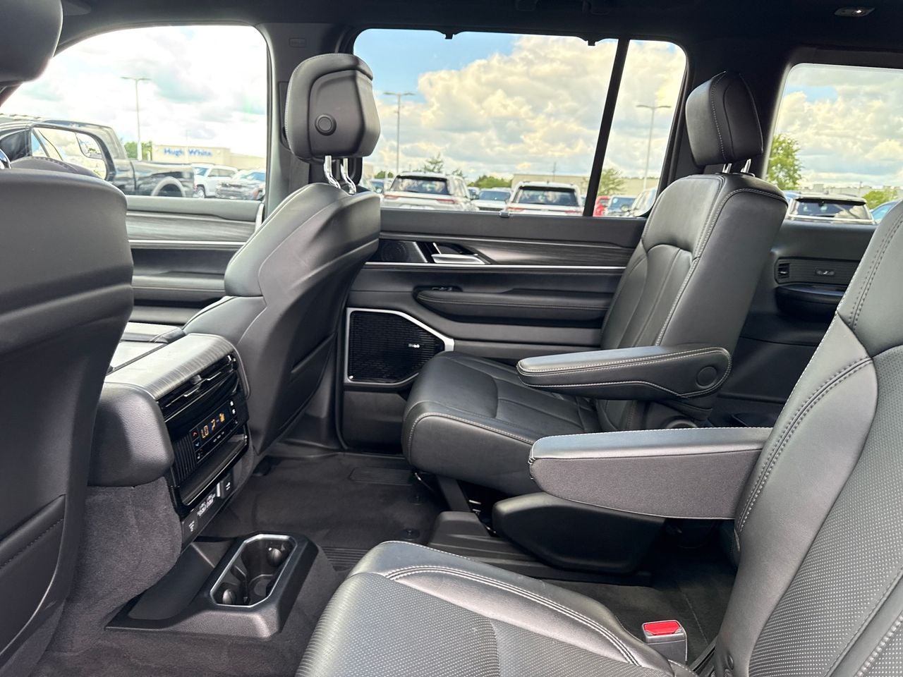 2023 Jeep Wagoneer Series III 4x4