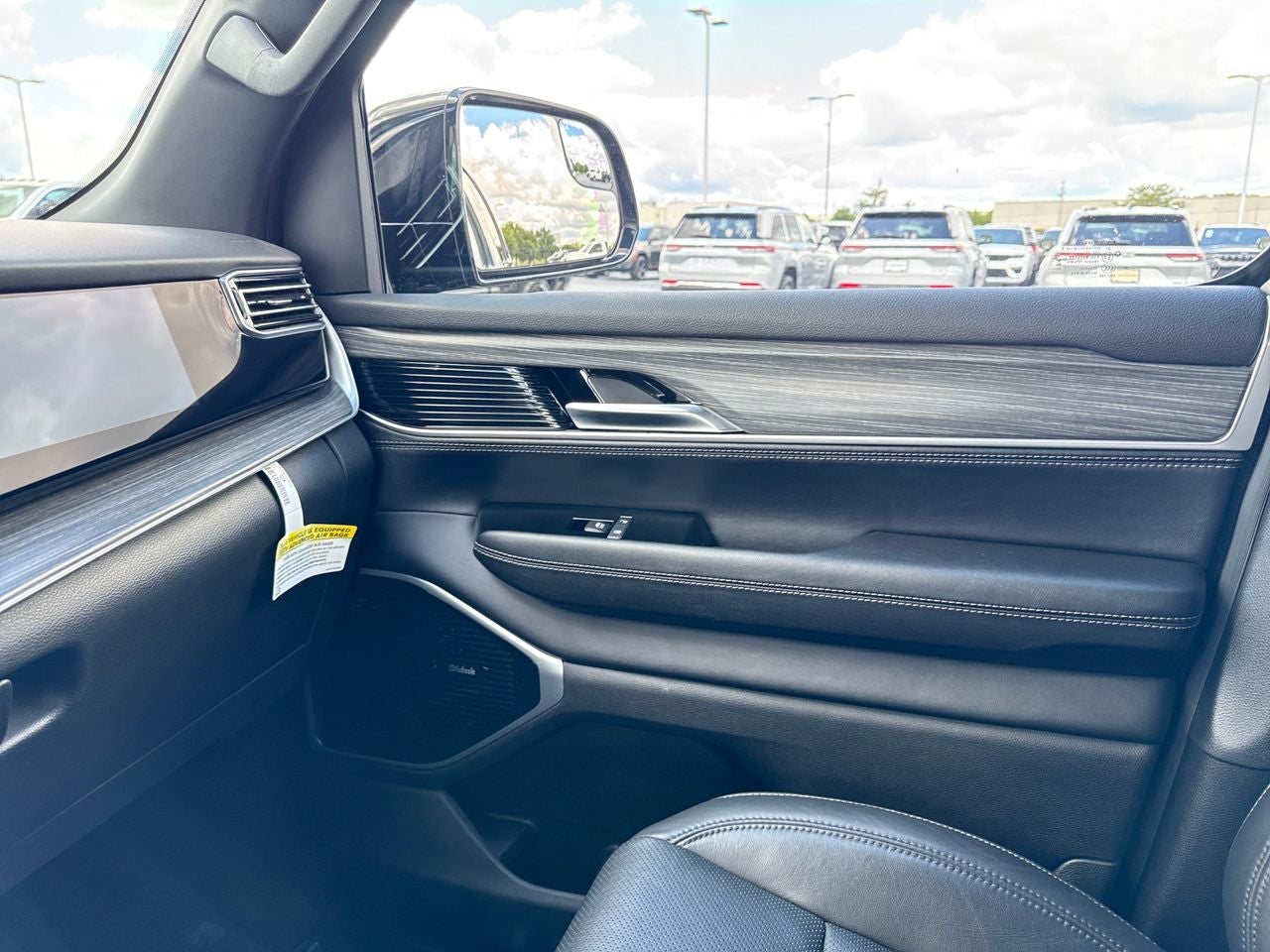 2023 Jeep Wagoneer Series III 4x4