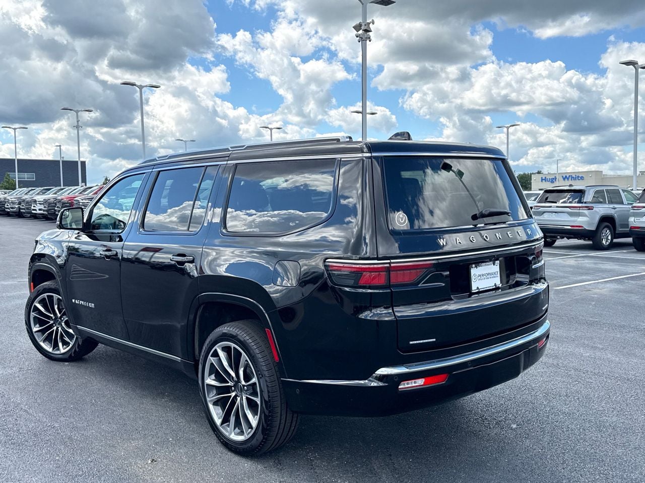 2023 Jeep Wagoneer Series III 4x4