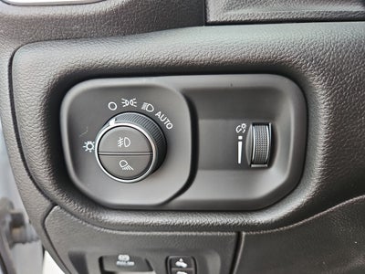 2022 RAM 1500 Lone Star Quad Cab 4x2 6'4' Box