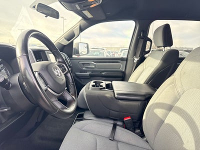 2022 RAM 1500 Big Horn Crew Cab 4x4 5'7' Box