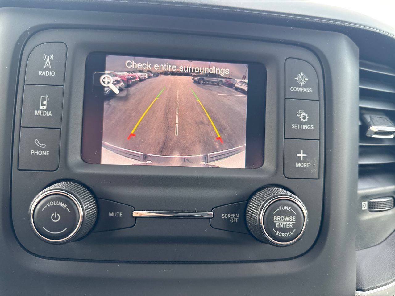 2022 RAM 1500 Big Horn Crew Cab 4x4 5'7' Box