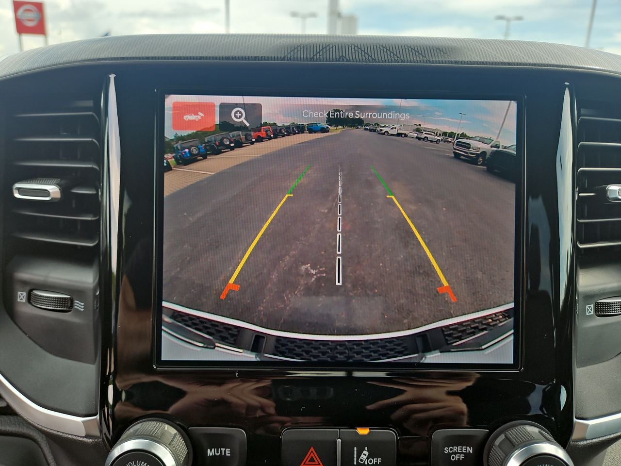 2025 RAM Ram 1500 RAM 1500 BIG HORN CREW CAB 4X4 5'7' BOX