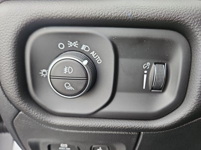 2025 RAM Ram 1500 RAM 1500 BIG HORN CREW CAB 4X4 5'7' BOX