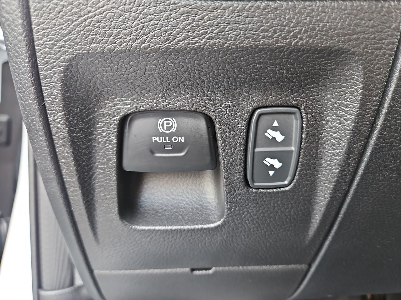 2025 RAM Ram 1500 RAM 1500 BIG HORN CREW CAB 4X4 5'7' BOX