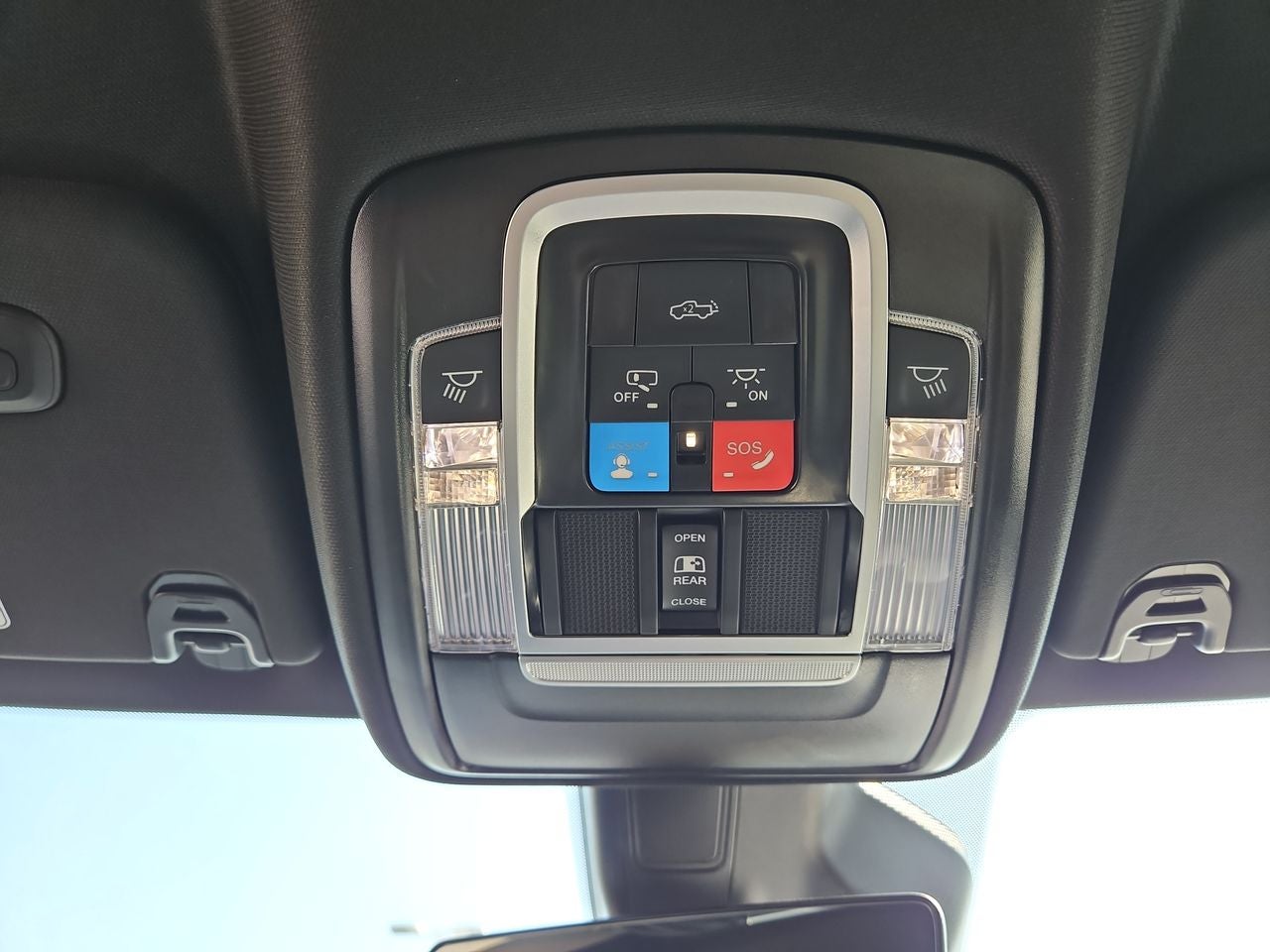 2025 RAM Ram 1500 RAM 1500 BIG HORN CREW CAB 4X4 5'7' BOX