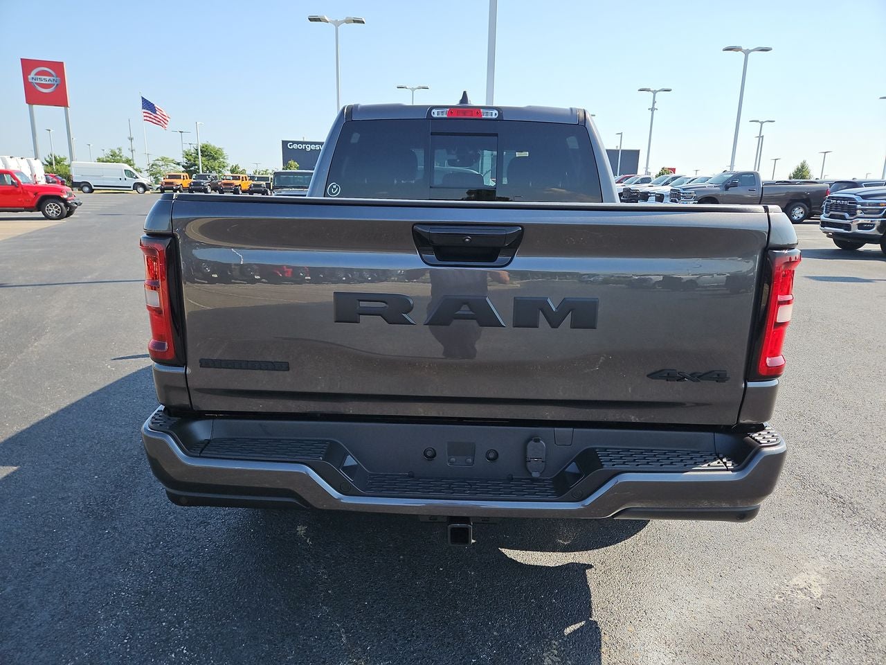 2025 RAM Ram 1500 RAM 1500 BIG HORN CREW CAB 4X4 5'7' BOX