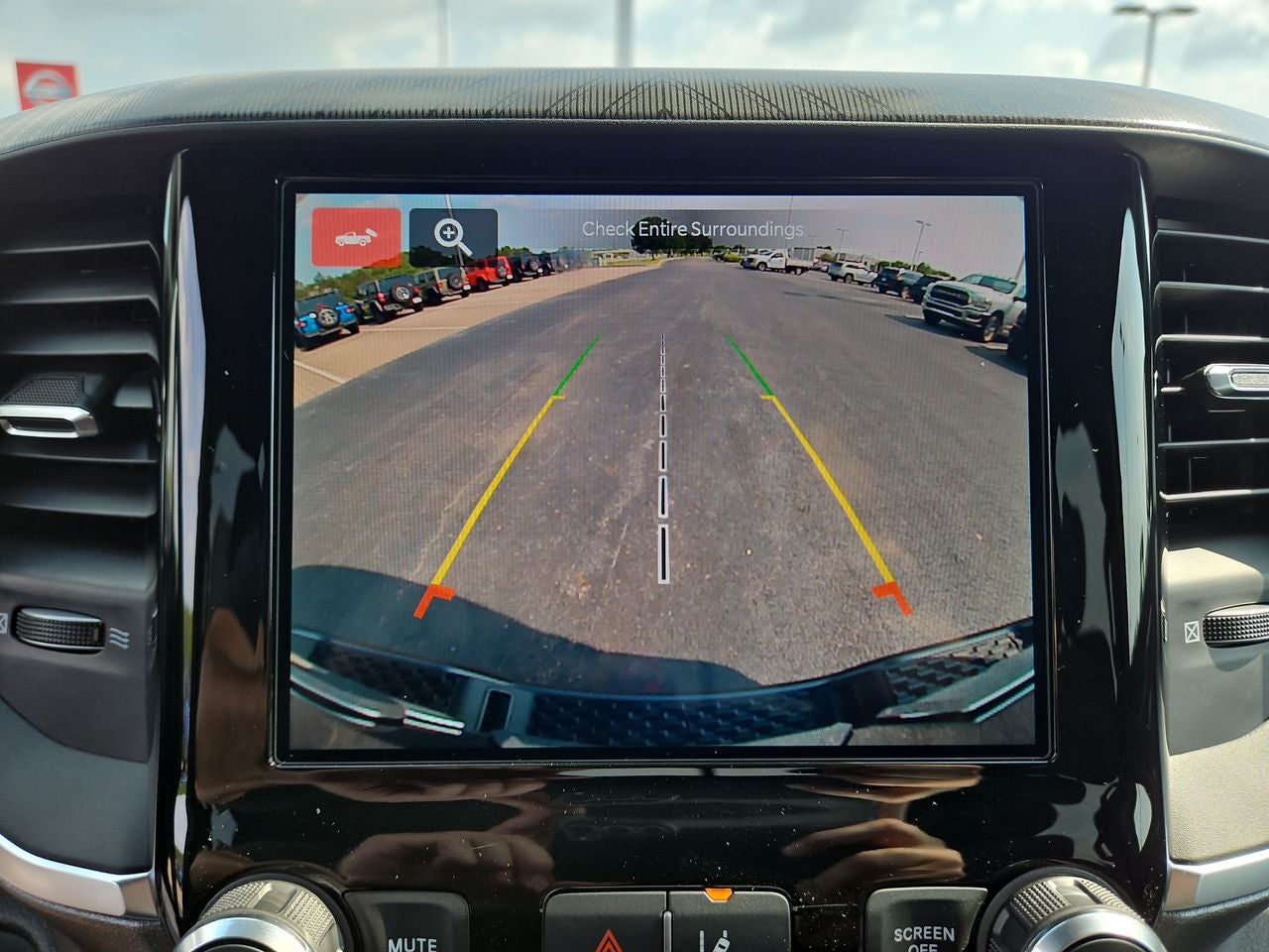 2025 RAM Ram 1500 RAM 1500 BIG HORN CREW CAB 4X4 5'7' BOX