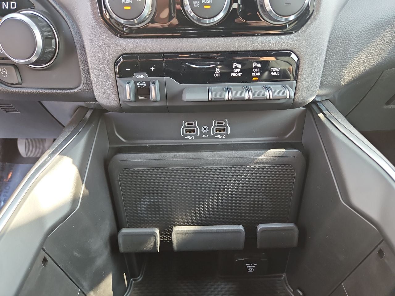 2025 RAM Ram 1500 RAM 1500 BIG HORN CREW CAB 4X4 5'7' BOX