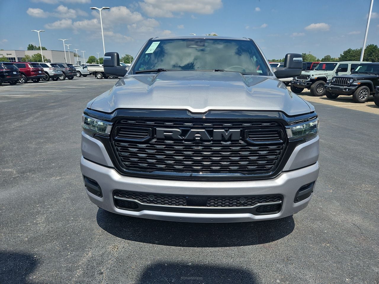 2025 RAM Ram 1500 RAM 1500 BIG HORN CREW CAB 4X4 5'7' BOX