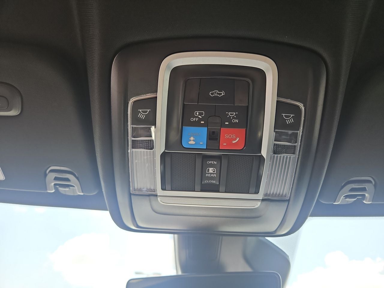 2025 RAM Ram 1500 RAM 1500 BIG HORN CREW CAB 4X4 5'7' BOX