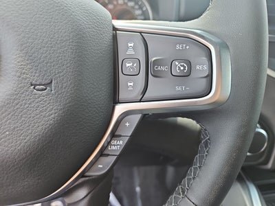 2025 RAM Ram 1500 RAM 1500 BIG HORN CREW CAB 4X4 5'7' BOX